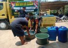 BABINSA SELALU AKTIF BERIKAN BANTUAN AIR BERSIH UNTUK  WARGA